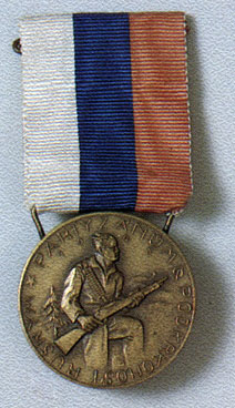 Foreign decorations of the Resistance awarded to Soviet citizens: the medal 'To Russian Partisan'